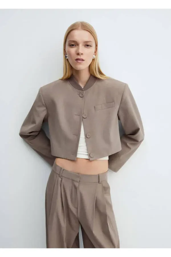 Укороченная куртка на пуговицах - 1