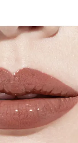 Ultra Wear Lip Colour - 154	INTENSE CARAMEL - 3