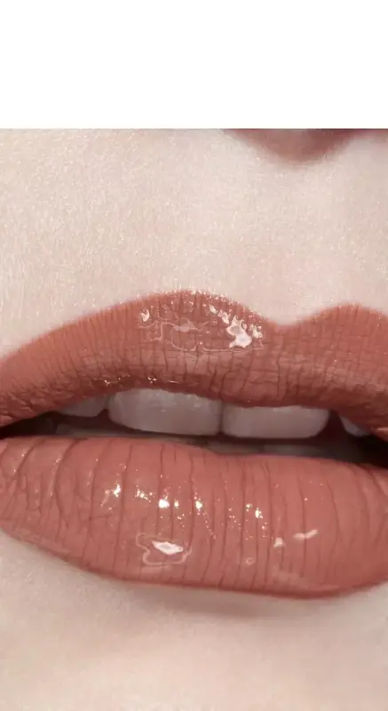 Ultra Wear Lip Colour - 154	INTENSE CARAMEL - 5