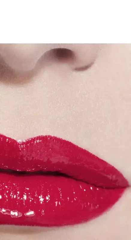 Ultra Wear Lip Colour-54 STRAWBERRY RED - 6