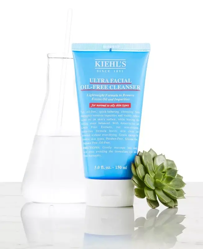 Ultra Facial Oil-Free Cleanser, 5-oz. - No Color - 3