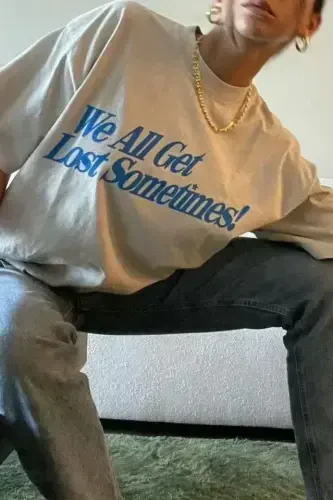 Унисекс Футболка оверсайз с принтом - Белый - 4