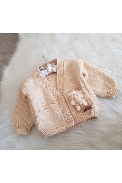 Unisex baby cardigan with a bear - EL ÖRGÜSÜ (1)