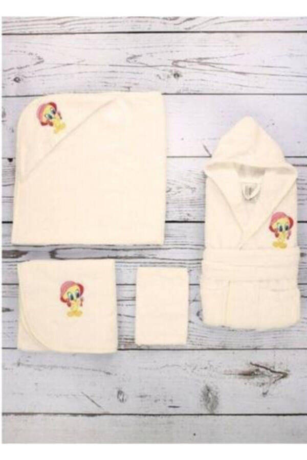 Unisex Baby Cream Tweety Licensed Embroidered Bamboo Towel Set - 1