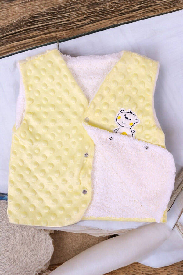 Unisex baby vest with polar lining and welsoft outer layer, featuring a bear embroidery - 2