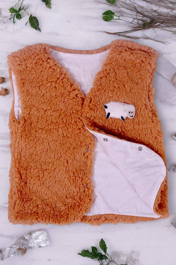 Unisex baby vest with sheep embroidery, Welsoft padded. - 6