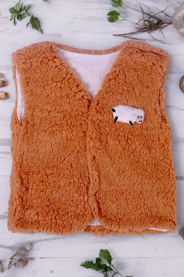 Unisex baby vest with sheep embroidery, Welsoft padded. - 1