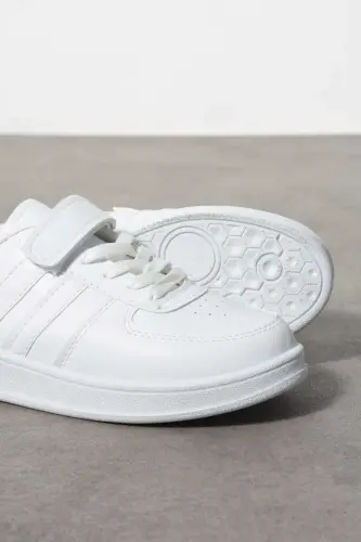 Unisex Comfortable Sports Shoes Daily Sneaker Model-White_20 - JUHR (1)