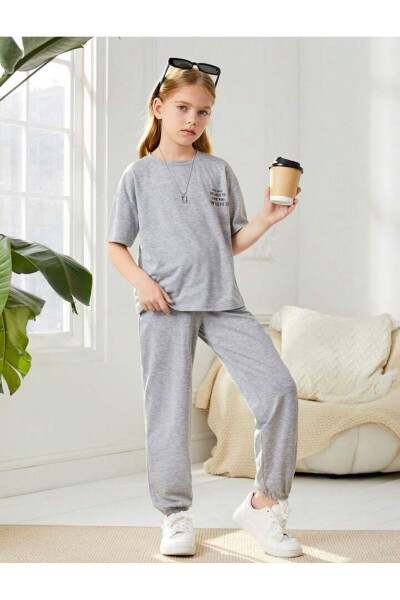 Unisex Kids Grey Printed T-Shirt and Sweatpants Set - 3