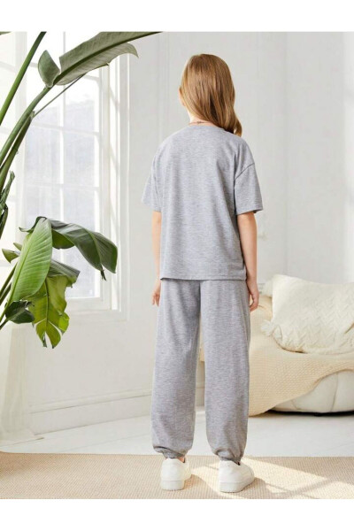 Unisex Kids Grey Printed T-Shirt and Sweatpants Set - 4