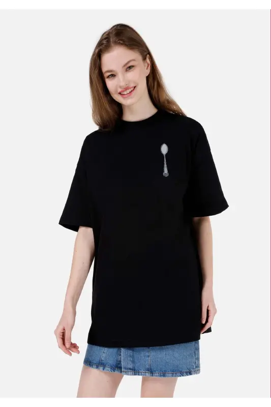 UNISEX Lilseb shiori yozilgan qora futbolka - COLIN'S
