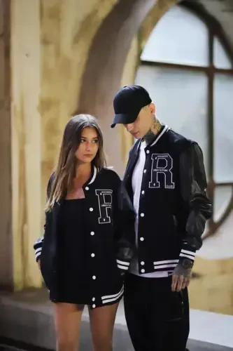 Unisex Oversize Qora Complex Qo'l charm kollej kurtkasi - qora - AHTAPOTMODA (1)