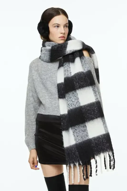 Unisex Premium Yumshoq Buklet Sharf - Qora Oq Kvadrat - 4