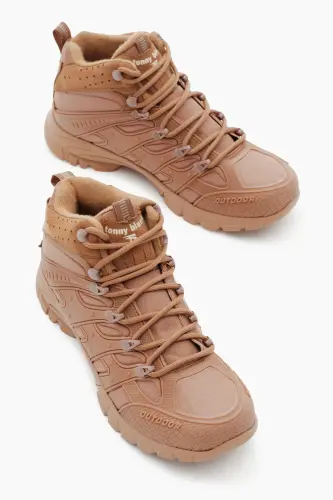 Unisex Tan Relaxed Fit Water Repellent Lace-Up Boot-Tan 