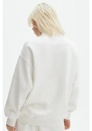 Unisex Uzun Kol Yarım Farmuarlı Yakalı Basic SweatShirt - Beyaz - BÜYÜKBEDENIZ (1)