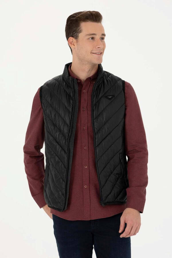 U.S. Polo Assn. Woven Vest Men - 1