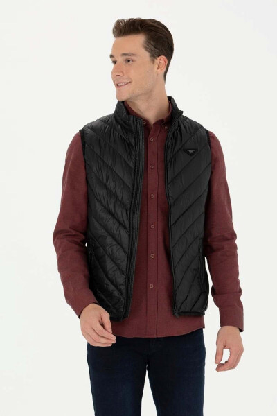 U.S. Polo Assn. Woven Vest Men - 2