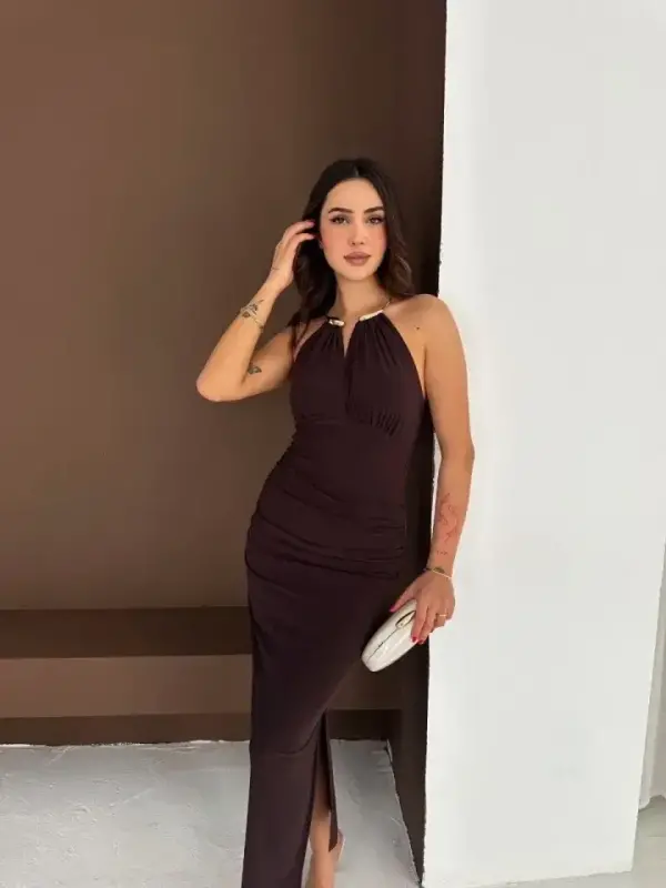 Uzun Abiye Elbise Yırtmaçlı Sırt Dekolteli Şık Gece Elbisesi - Kahverengi - 3