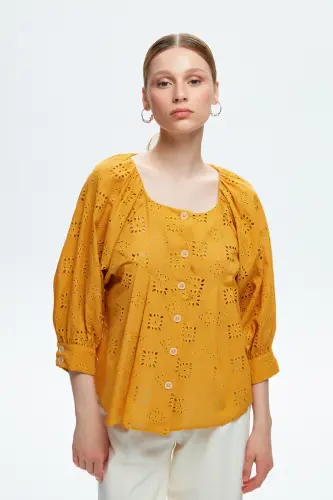 Uzun Kol Düğmeli Vual Lace Gömlek-Sarı - 4