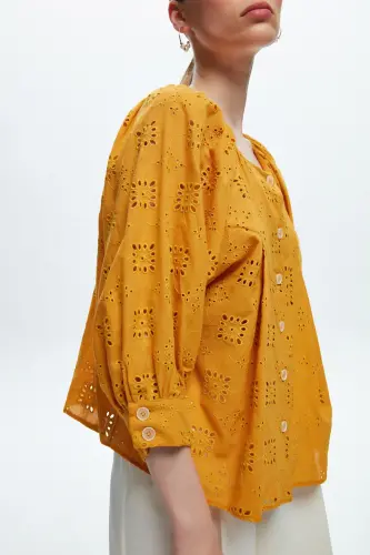 Uzun Kol Düğmeli Vual Lace Gömlek-Sarı - ADL (1)