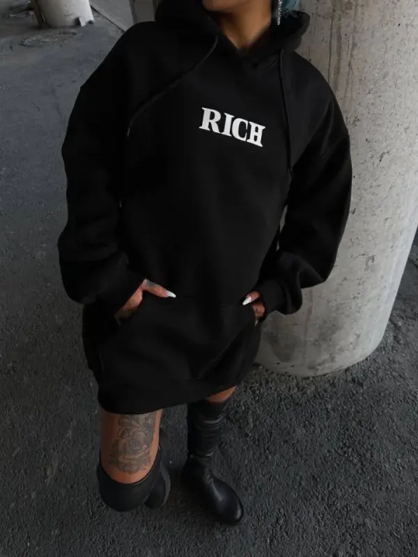 Uzun Kol Kapşonlu Göğüs Baskılı SweatShirt - Siyah - BÜYÜKBEDENIZ
