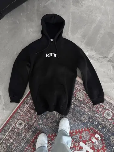 Uzun Kol Kapşonlu Göğüs Baskılı SweatShirt - Siyah - BÜYÜKBEDENIZ (1)