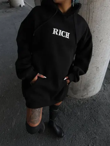 Uzun Kol Kapşonlu Göğüs Baskılı SweatShirt - Siyah - 1