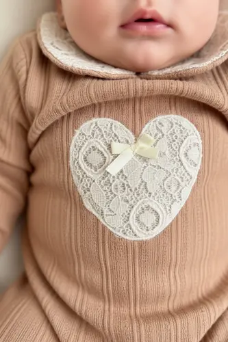 Uzun Kollu %100 Pamuk Bebe Yaka Hediyelik Kız Bebek Patikli Tulum 3-9 Ay-TABA - 4