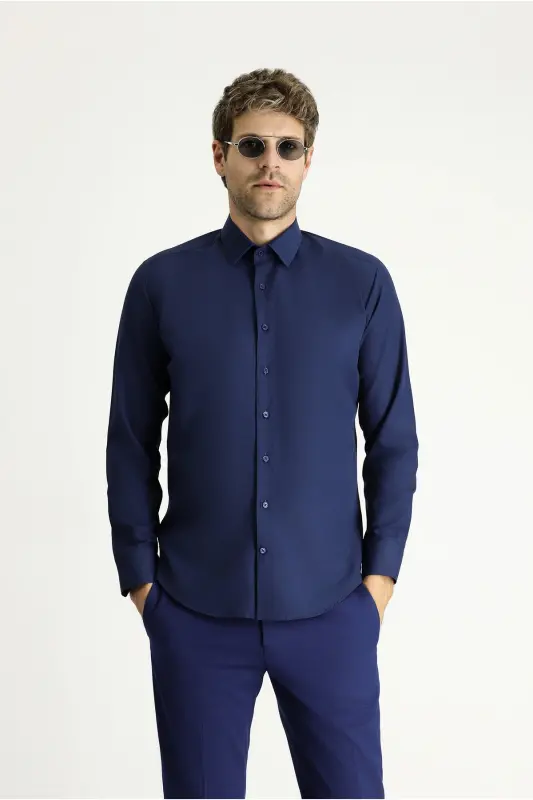 Uzun Kollu Slim Fit Dar Kesim Klasik Pamuklu Kolay Ütülenebilir Gömlek - Orta Lacivert - 4