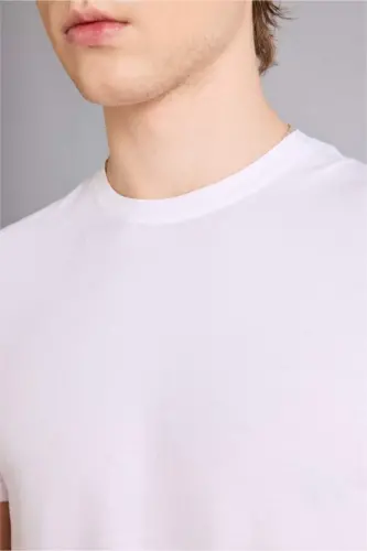 Uzun Muskulli Fit Velosiped Yaka Asosidagi Qisqa Yelkali Futbolka Oq - 4