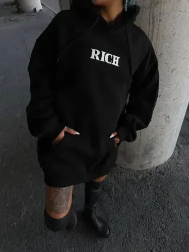 Uzun Qo'lli Kapüşonli Ko'krak Bosmali Sweatshirt - Qora - 1