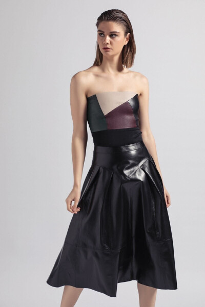 Siyah Kadın Kloş Pileli Arkandan Fermuarlı Astarsız Uzun Hakiki Deri Etek - 3