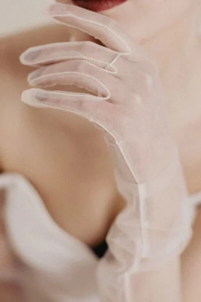 Uzun Transparan Beyaz Tül Dış Çekim Kostüm Gelinlik Eldiveni – Gelin Aksesuarı, Şık Tasarım – Gelin - 4