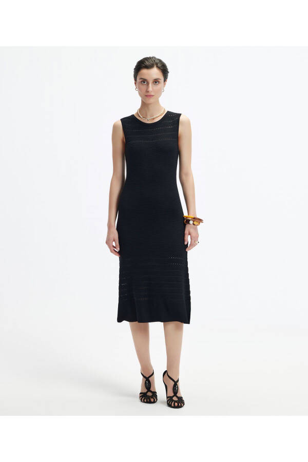 V-Neck Knee-Length Knit Dress - 1