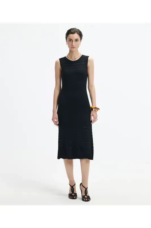 V-Neck Knee-Length Knit Dress - YARGICI