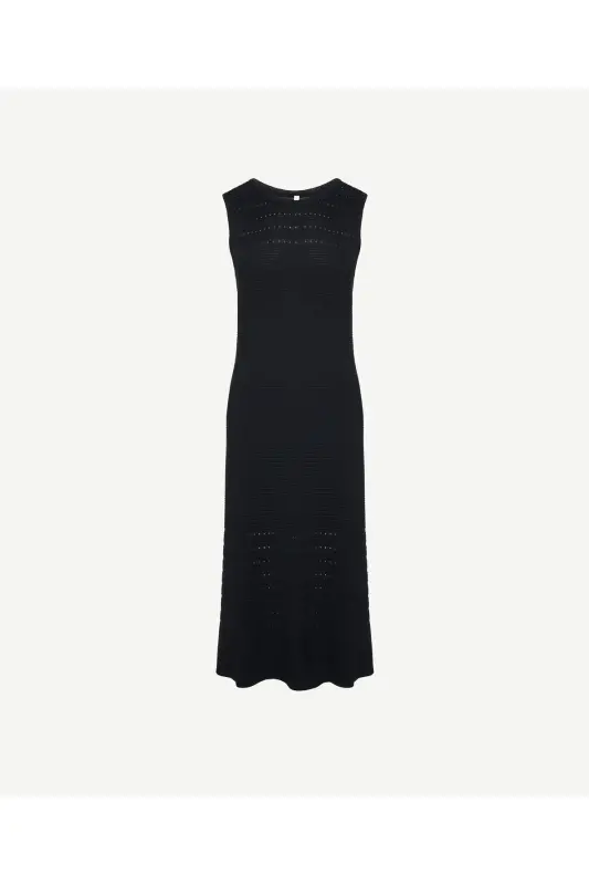 V-Neck Knee-Length Knit Dress - 5