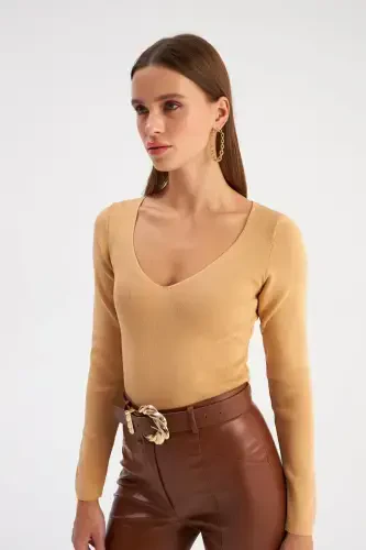 V-Neck Knit Crop - Biscuit-BISCUIT - 2