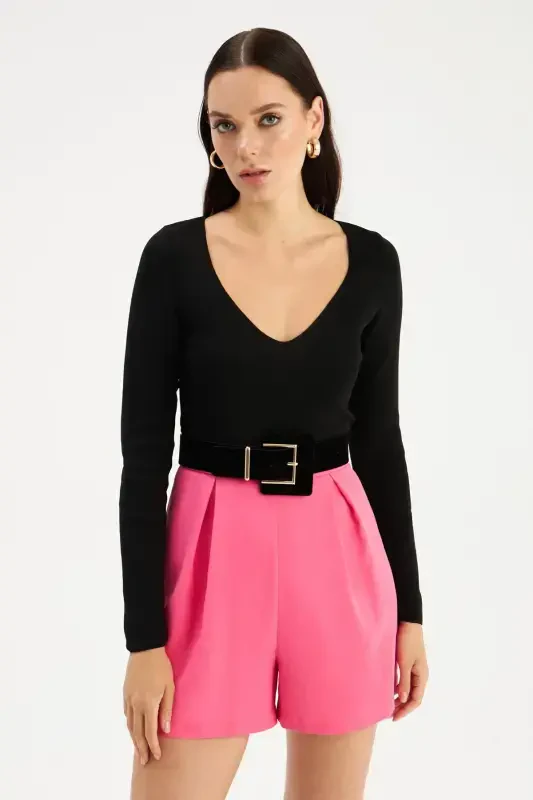 V-Neck Knit Crop - Black-BLACK - SATEEN