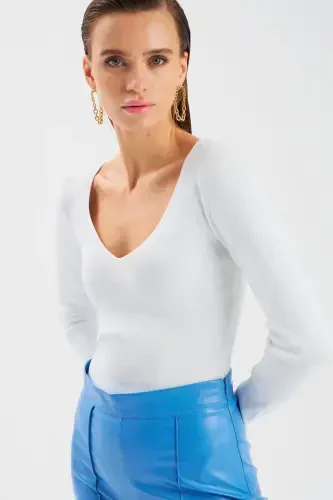 V-Neck Knit Crop - Ecru-ECRU - 4