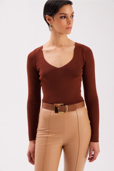 V Neck Knit Crop Top - Coffee - 7