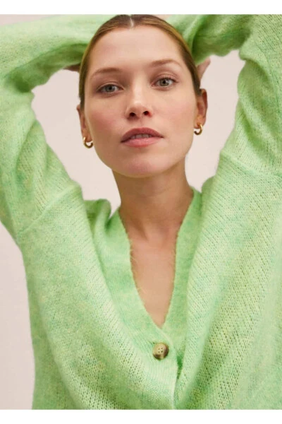 V-Neck Knitted Cardigan - 8