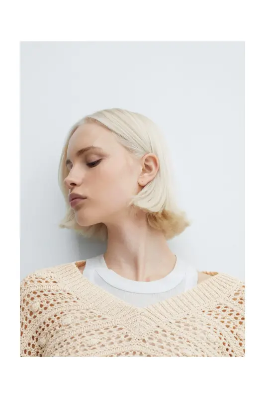 V-neck openwork knitted sweater - Beige - 3