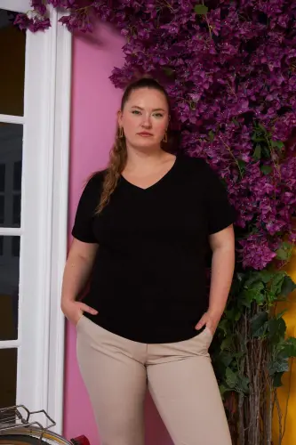 V-Neck Plus Size Black T-Shirt - 1