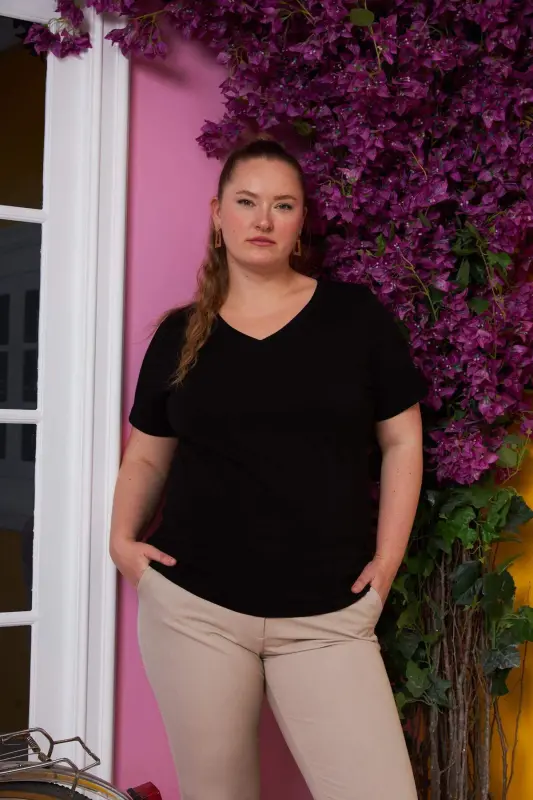 V-Neck Plus Size Black T-Shirt - 1