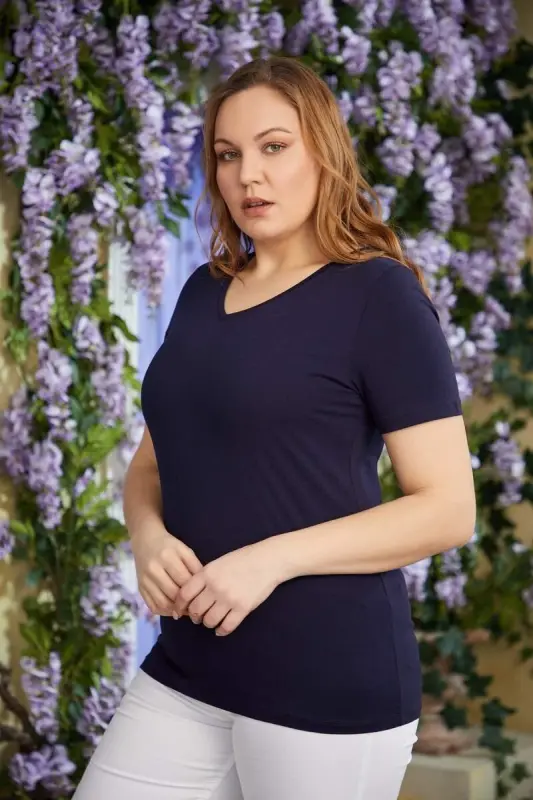 V-Neck Plus Size Navy Blue T-Shirt - 2