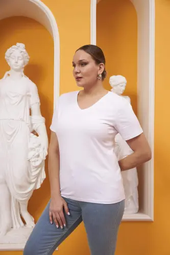 V-Neck Plus Size White T-Shirt - 4