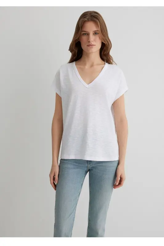 V-neck regular fit 100% cotton basic t-shirt - 2