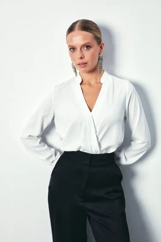 V-Neck Striped Blouse with Shine - ECRU - 2