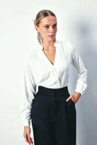 V-Neck Striped Blouse with Shine - ECRU - 7