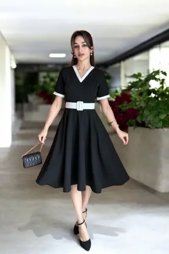 V-Neck Two-Color Midi Belted Dress-V-NECK BLACK - 4